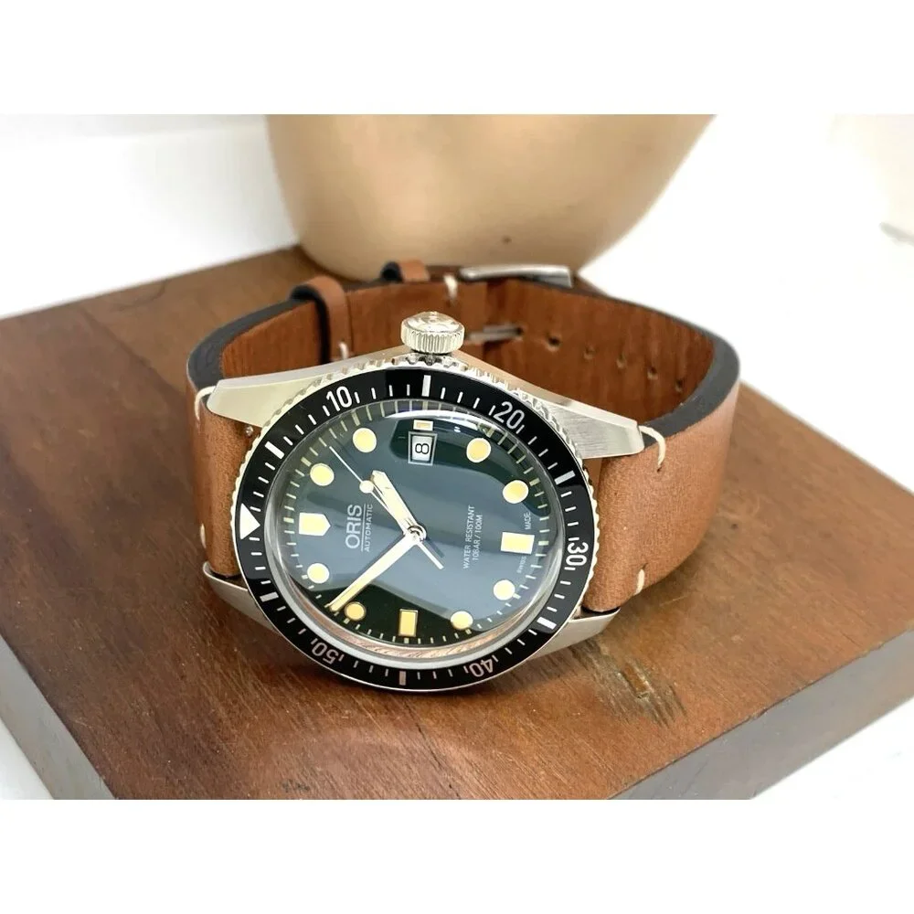 Oris Men's Watch 7720 Divers Sixty-Five Swiss Automatic Green Dial Brown Leather